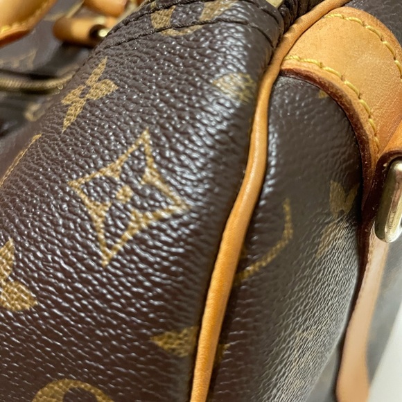 ✨Authentic✨ Louis Vuitton Bandouliere - Picture 12 of 17